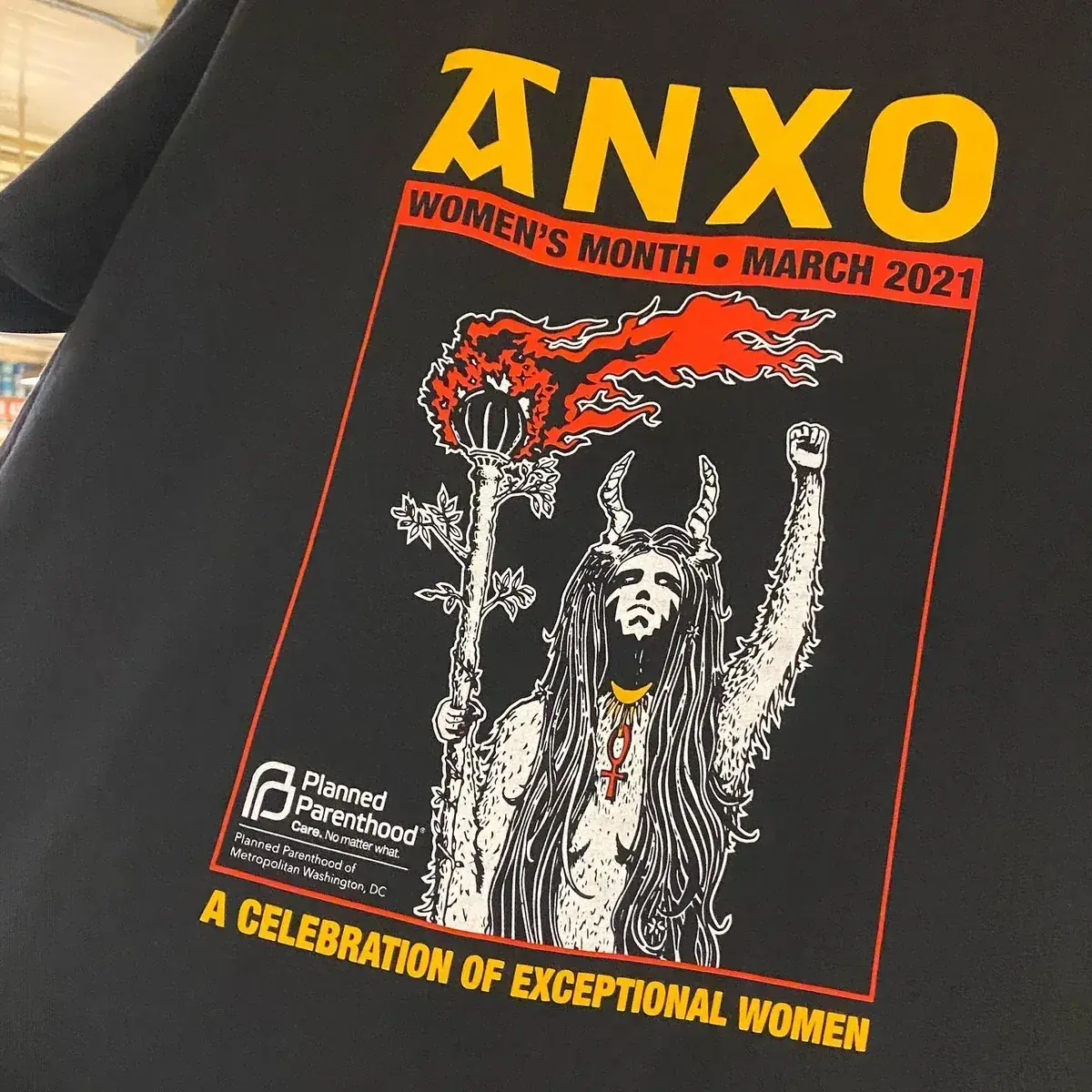 Custom branded t-shirts for site teams — workwear printing Orpington